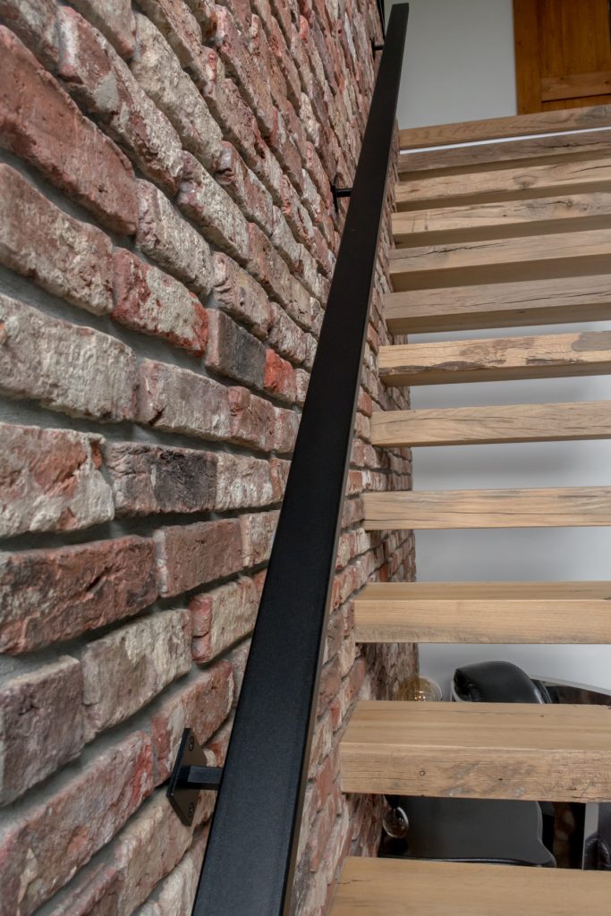 Stalen trapleuning recht